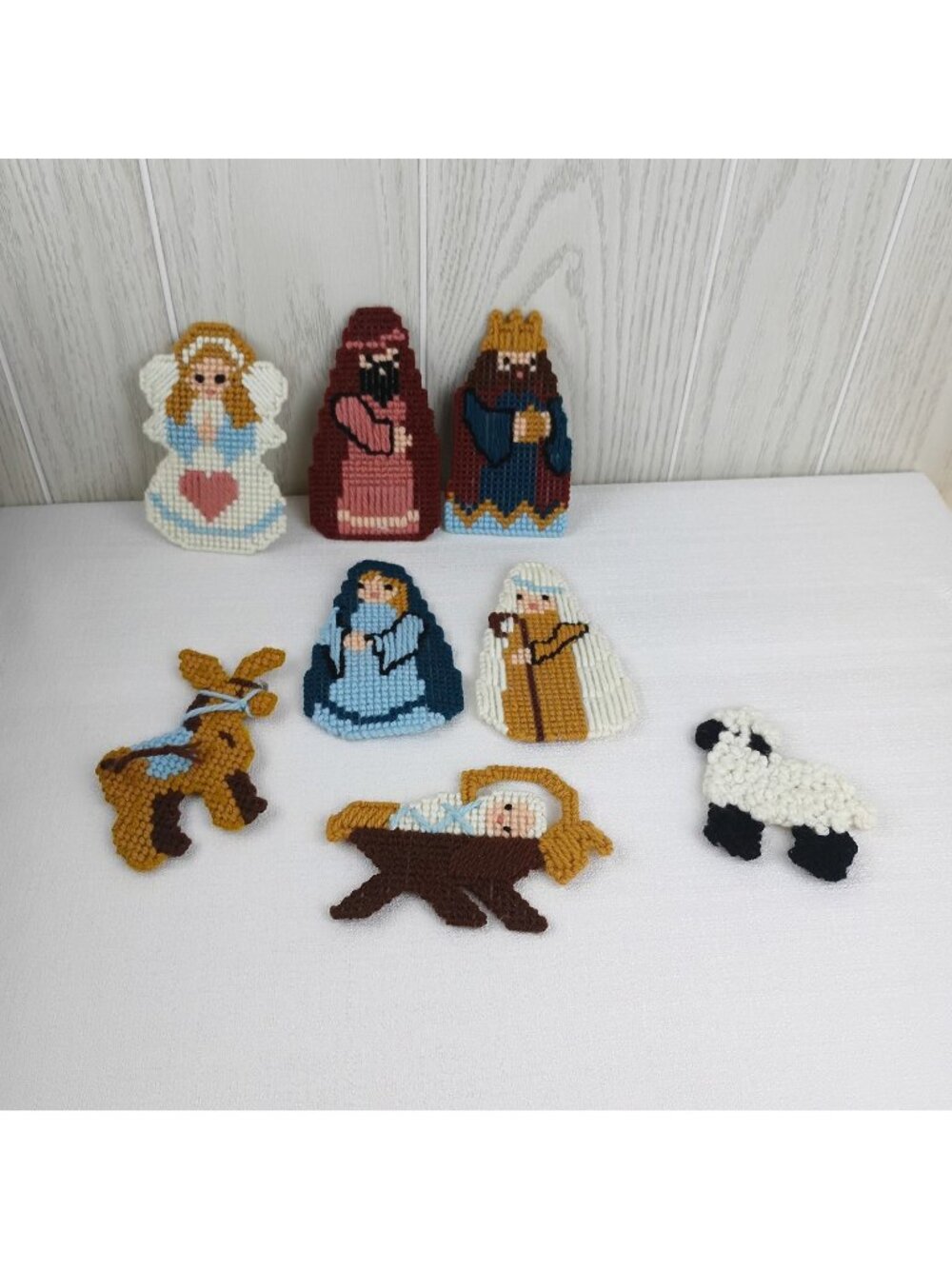Plastic Canvas Kit NATIVITY Christmas #95-8023-00 approx 3" X 5" completed